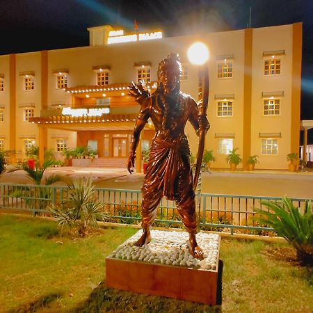Avadh Sunshine Palace Hotel And Resort Ayodhya المظهر الخارجي الصورة