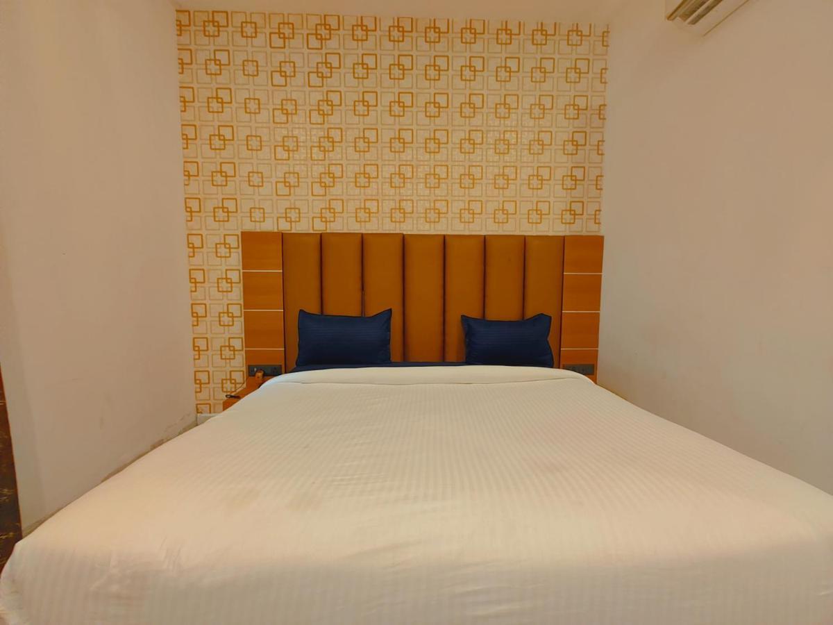 Avadh Sunshine Palace Hotel And Resort Ayodhya المظهر الخارجي الصورة