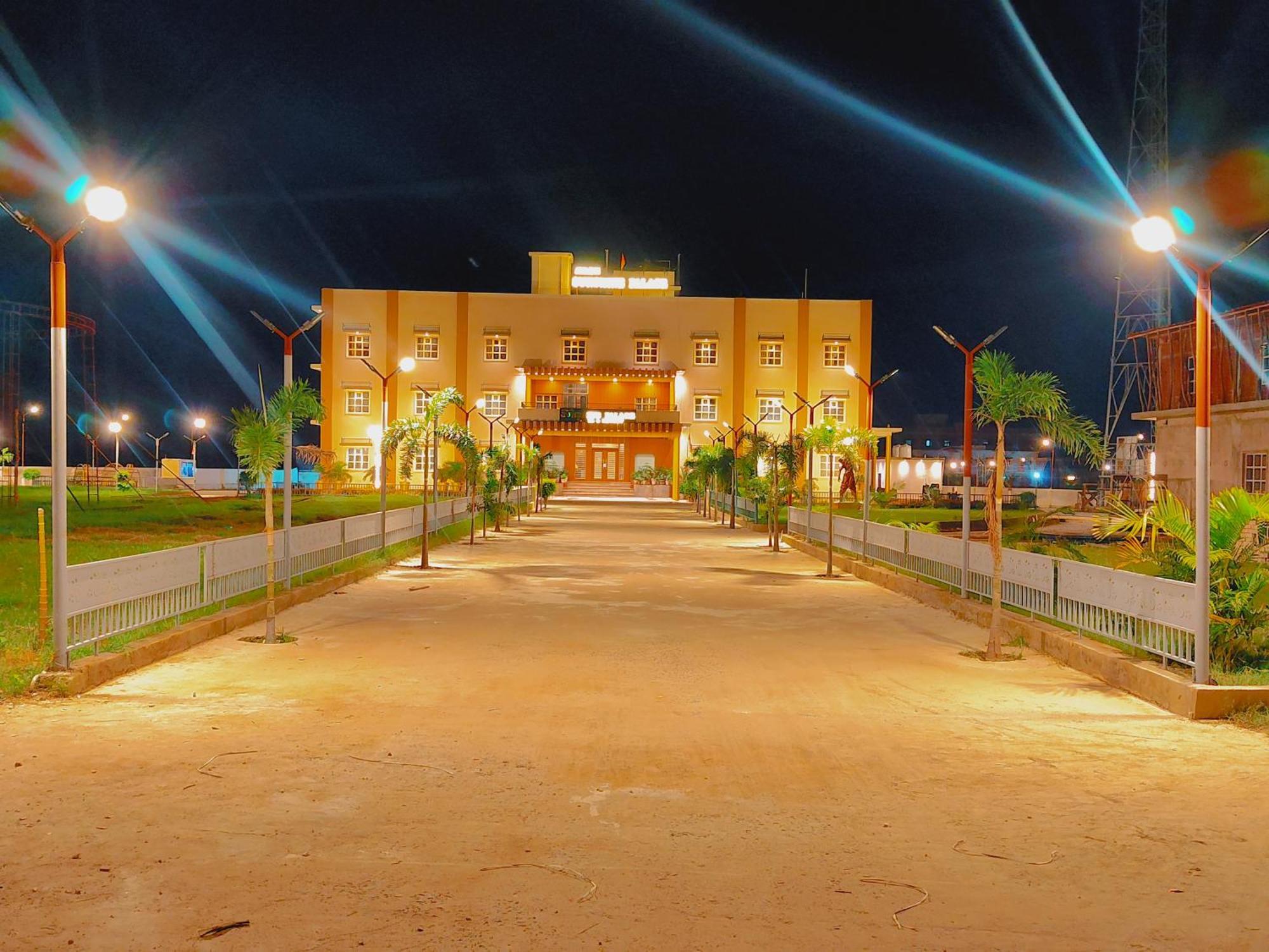 Avadh Sunshine Palace Hotel And Resort Ayodhya المظهر الخارجي الصورة