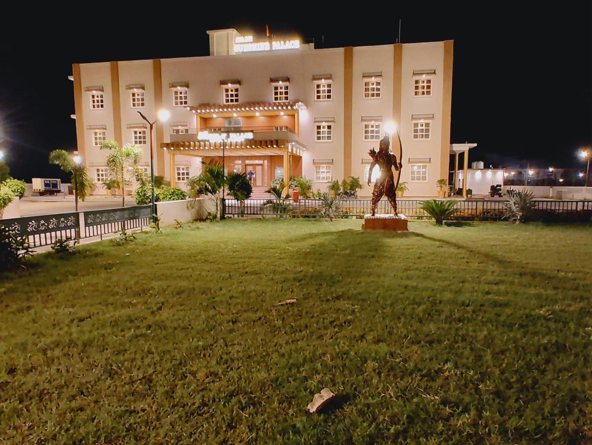 Avadh Sunshine Palace Hotel And Resort Ayodhya المظهر الخارجي الصورة
