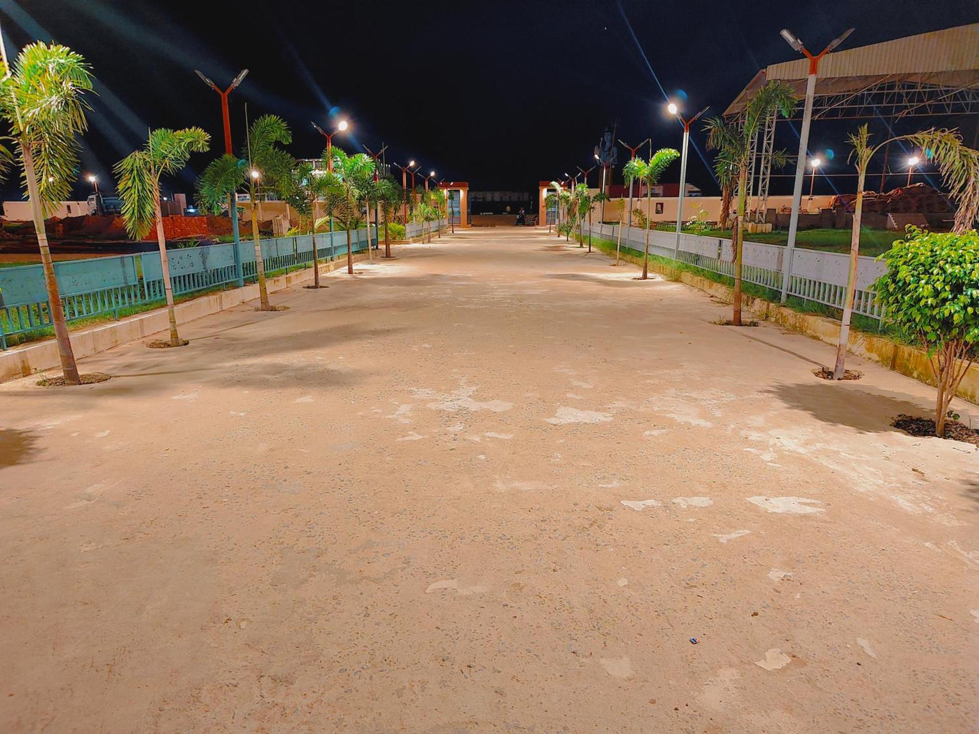 Avadh Sunshine Palace Hotel And Resort Ayodhya المظهر الخارجي الصورة