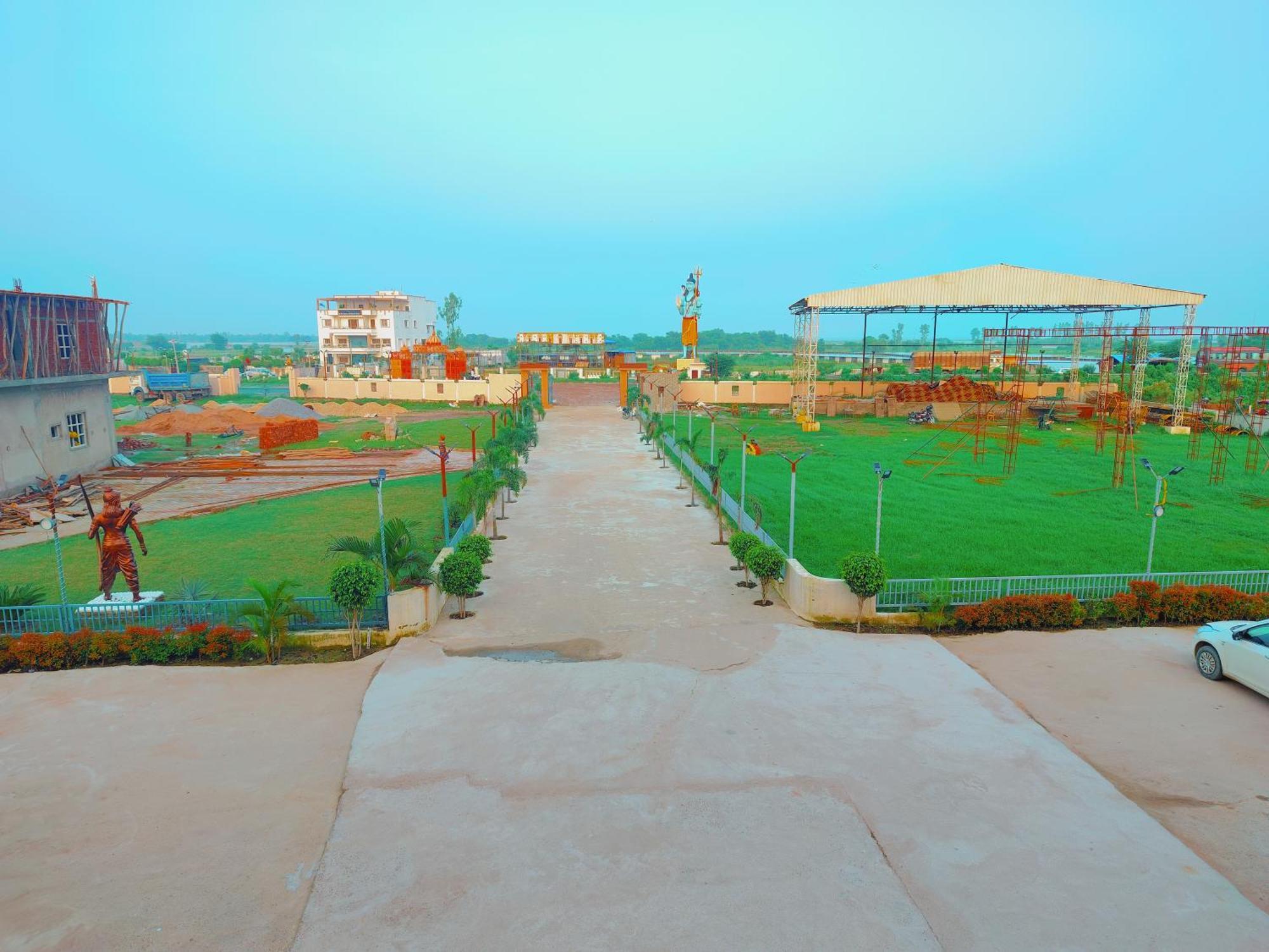Avadh Sunshine Palace Hotel And Resort Ayodhya المظهر الخارجي الصورة