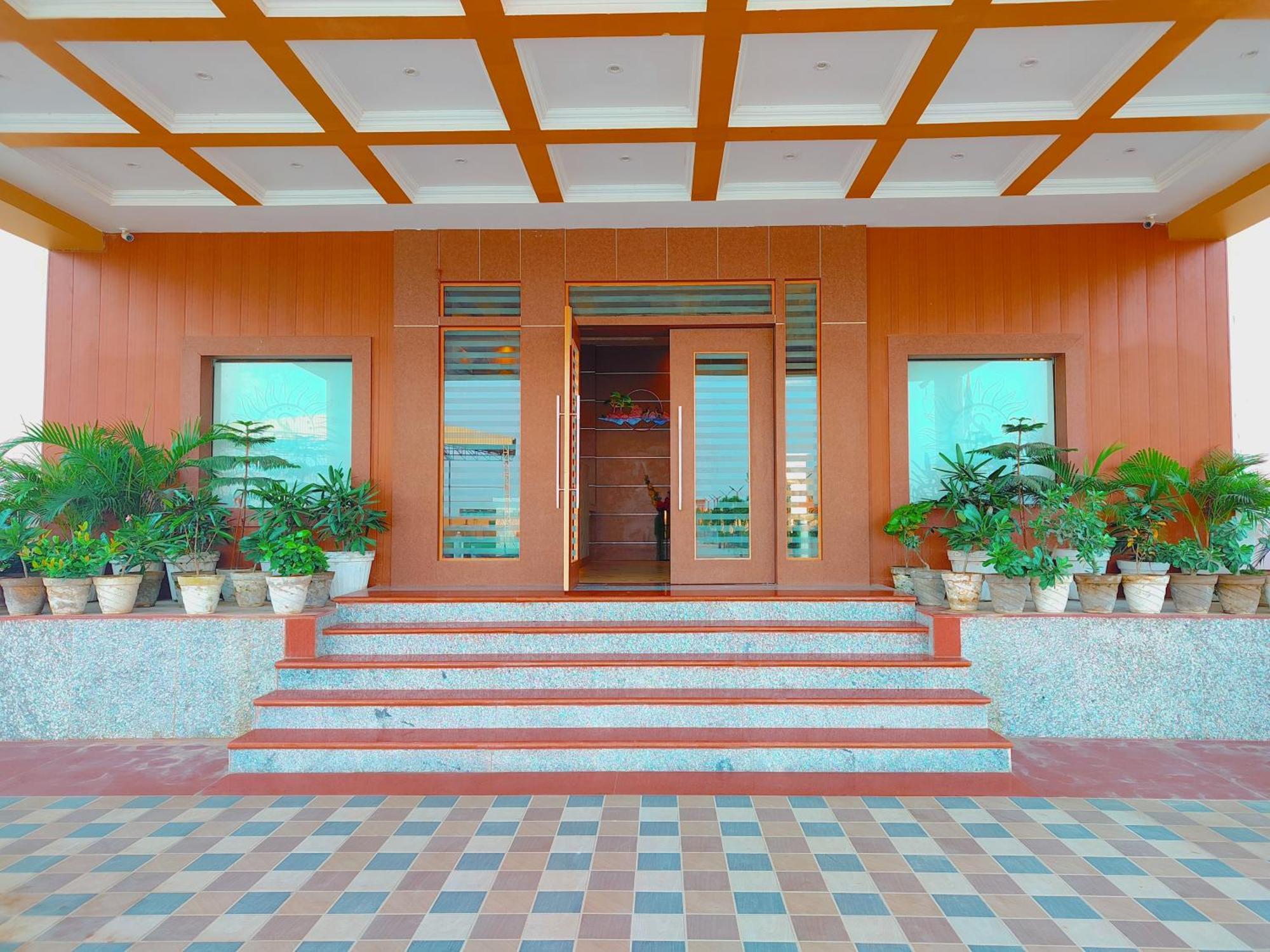 Avadh Sunshine Palace Hotel And Resort Ayodhya المظهر الخارجي الصورة