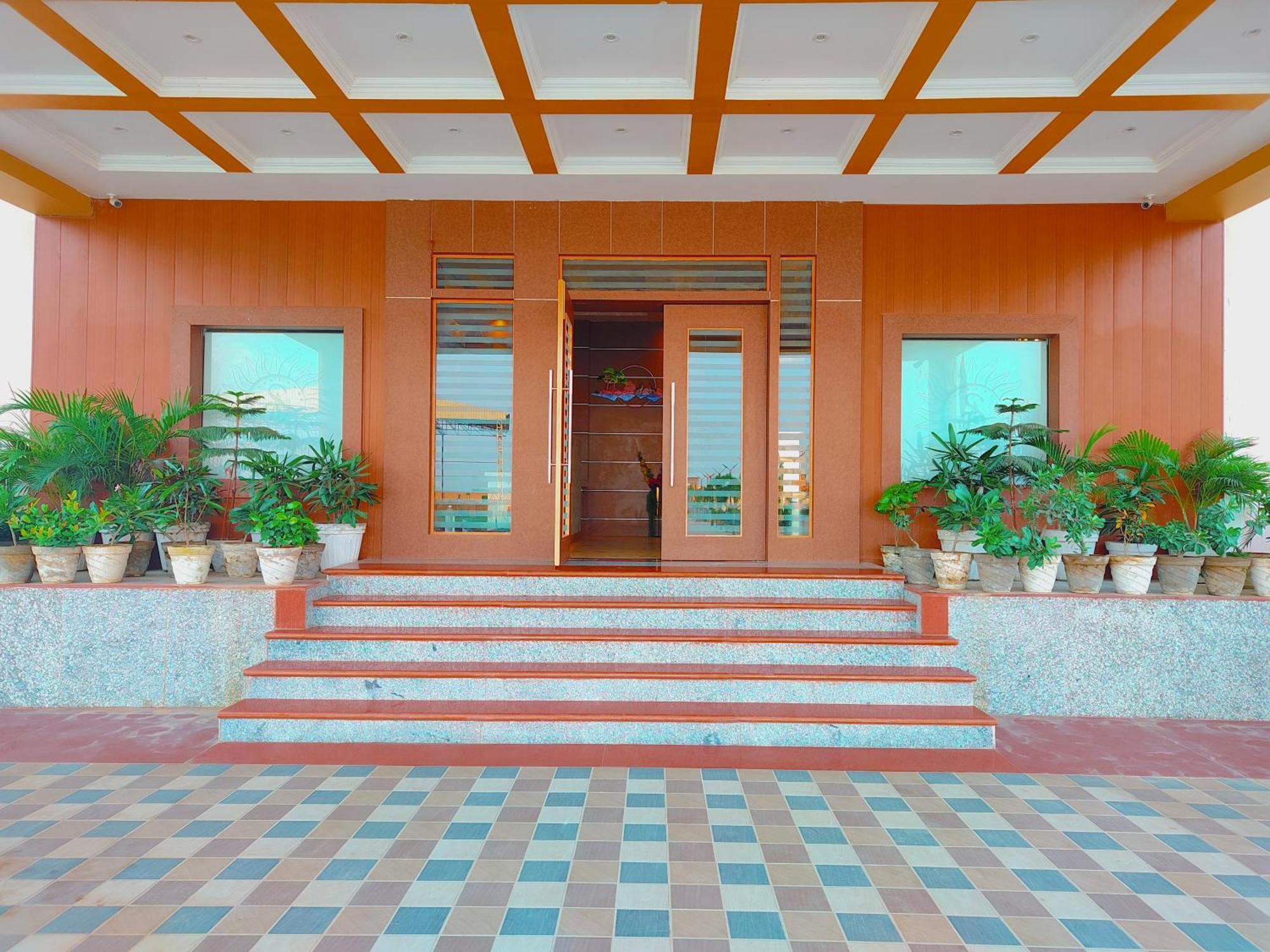 Avadh Sunshine Palace Hotel And Resort Ayodhya المظهر الخارجي الصورة