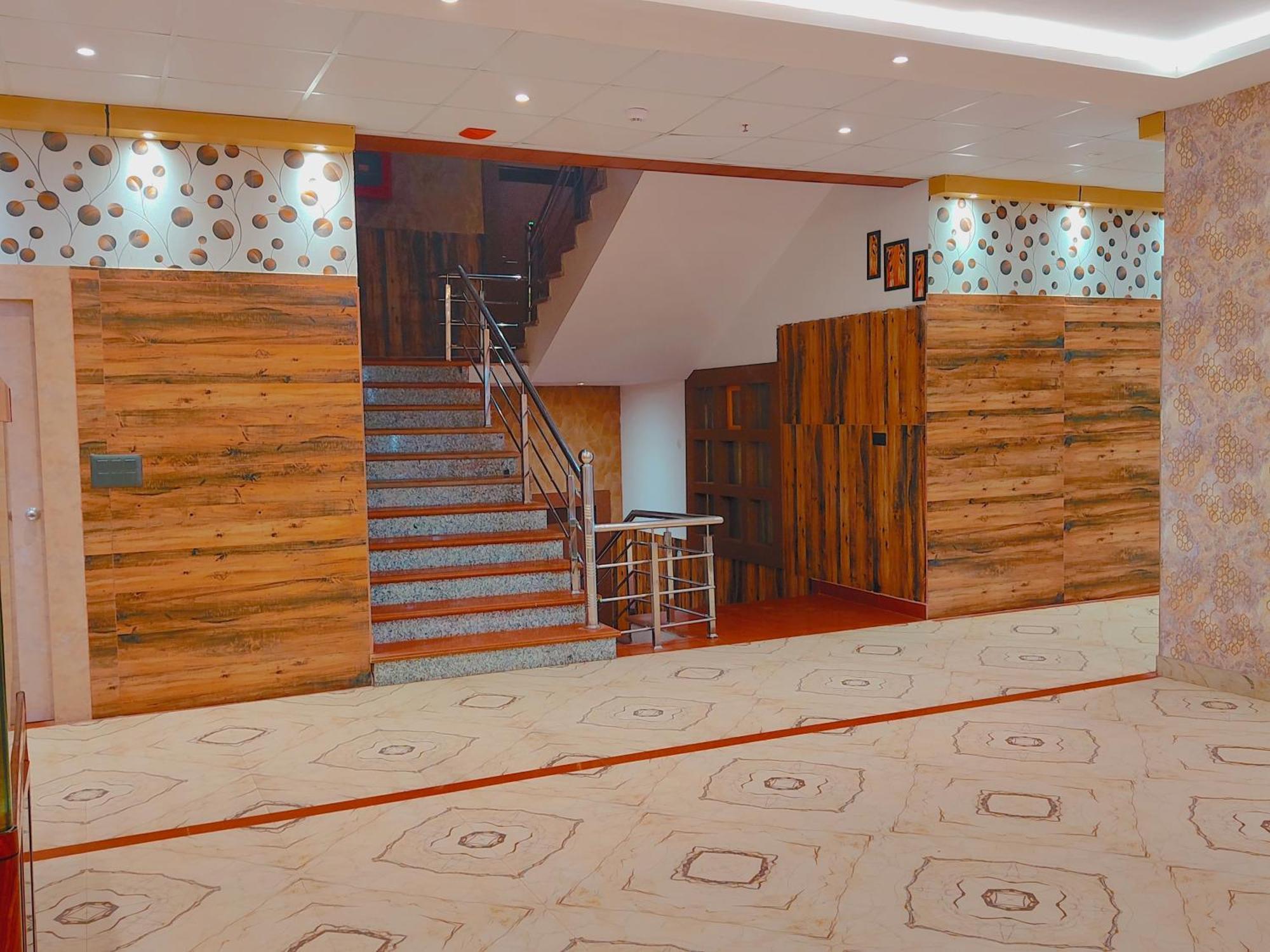 Avadh Sunshine Palace Hotel And Resort Ayodhya المظهر الخارجي الصورة